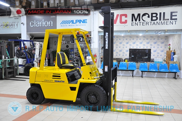 ขายรถโฟล์คลิฟท์มือสอง KOMATSU รุ่น FG20-7-101824 นำเข้าจากประเทศญี่ปุ่น 100\% ไม่เคยใช้งานในไทย