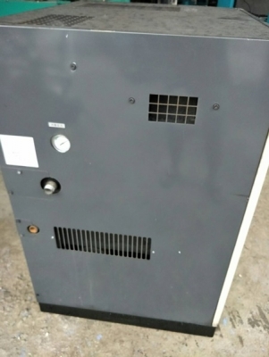 7.5 kW -Hitachi ปั๊มลม มอเตอร์ สกรู คอมเพรสซอร์ นำเข้าจากญี่ปุ่น สวยๆ พร้อมใช้ by