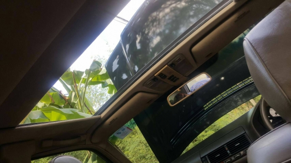 ขายเบนซ์ พร้อมใช้พร้อมโอนครับ