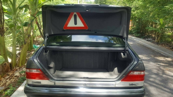 ขายเบนซ์ พร้อมใช้พร้อมโอนครับ