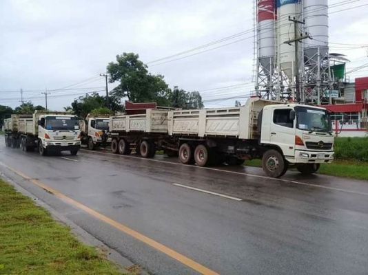 Hino 260 แรง ปี 49 กระบะดัมพ์แม่ลูก 3 เพลา พร้อมใช้งานค่ะ เข้ามา 4 พ่วง