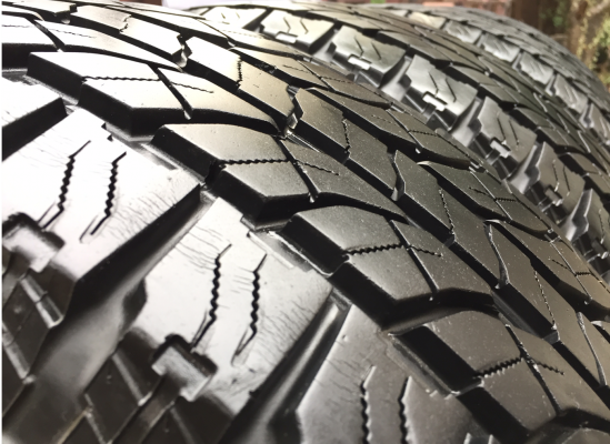 ยาง All Yokohama 31 10.5 R15 ปี14 ดอกเยอะ ใช้ยาว ราคาไม่แพง ยาง All Yokohama 31 10.5 R15 ปี14 ดอกเยอะ ใช้ยาว ราคาไม่แพง