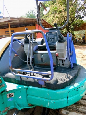 KOMATSU 40MR-1 <คอลโทนสั้นปั๊มนิ้ว> รถเก่านอกมีเอกสารใบอินวอยพร้อม☎️ติดต่อ 085-5632278 <ราคาต่อรองได้>