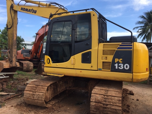 ขายรถแบคโฮ KOMATSU PC130-8 ราคา 1500000