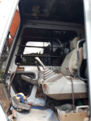 ขาย 725,000 HITACHI EX 120-2 ไฟฟ้าครบ เครื่องดี ปั้มแรง เอวแน่น ช่วงล่างเต็ม สภาพเก่านอก อินวอยทร์ รถอยู่  พิจิตร 090-772-3710 090-772-3708