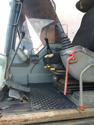 ขายรถแบคโฮ VOLVO EC210B ให้บูม 2 ชุด ราคา 1400000
