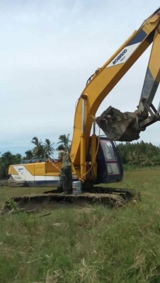 ขายรถแบคโฮ KOBELCO SK200-/// ราคา 550000