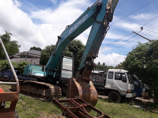 ขายรถแบคโฮ KOBELCO SK200-/// ราคา 600000