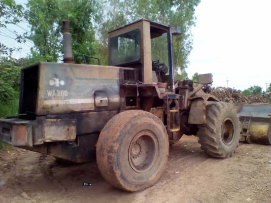 KOMATSU WA 300-1 รถใช้งานได้ ขายตามสภาพ มีเอกสาร