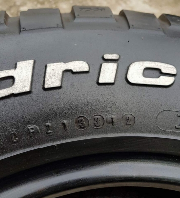 ขายยาง BF KM2 265/75/16 ขายยาง BF KM2 265/75/16