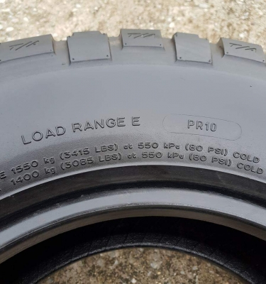 ขายยาง BF KM2 265/75/16 ขายยาง BF KM2 265/75/16