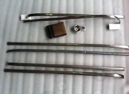 คิ้วใต้ฝากระโปรงหลังเบนซ์หางปาล w110