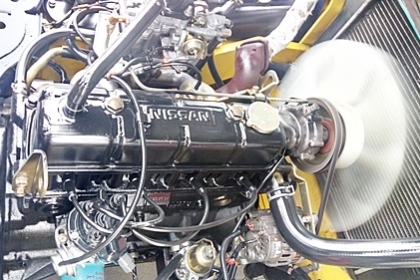 ขายรถยกโคมัสสึ 1.5 ตัน รุ่น17 เครื่องเบนซิน กระบอกคู่ เสาสูง 3 เมตร ยางตันใหม่ พวงมาลัยเพาเว่อร์  สีเดิมจากนอก นำเข้าจากญี่ปุ่น ใช้งานได้ทันที ราคา150000