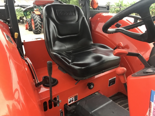 ขายรถไถคูโบต้า M6040 สภาพสวย เดิมทั้งคัน ใช้งานน้อย 566 ชั่วโมง ปี 57 รถใช้แค่ในไร่ส้ม ราคา 650,000 บาท สนใจโทร 081-9136451 คุณโบว์ ราคาพร้อมจัดส่งฟรีค่ะ