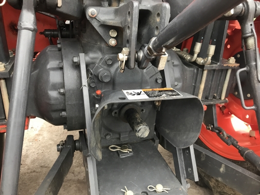 ขายรถไถคูโบต้า M6040 สภาพสวย เดิมทั้งคัน ใช้งานน้อย 566 ชั่วโมง ปี 57 รถใช้แค่ในไร่ส้ม ราคา 650,000 บาท สนใจโทร 081-9136451 คุณโบว์ ราคาพร้อมจัดส่งฟรีค่ะ