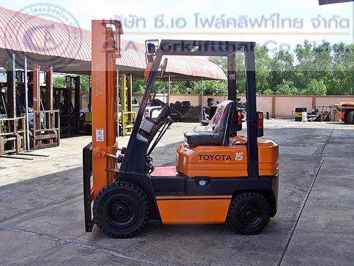 ขาย รถโฟล์คลิฟท์ TOYOTA รุ่น 5-FD15