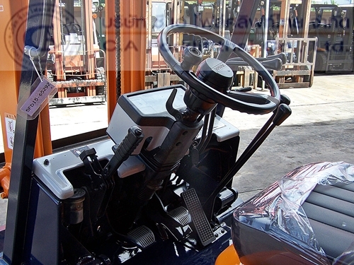 ขาย รถโฟล์คลิฟท์ TOYOTA รุ่น 5-FD15