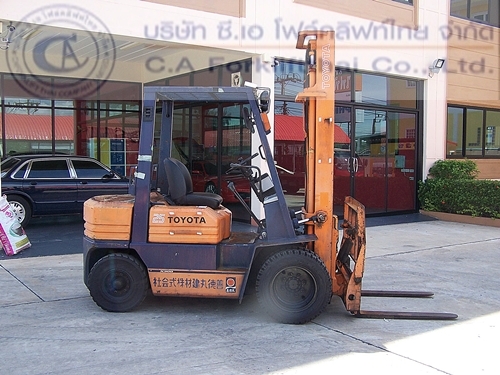 ขาย รถโฟล์คลิฟท์ TOYOTA รุ่น 5FD25