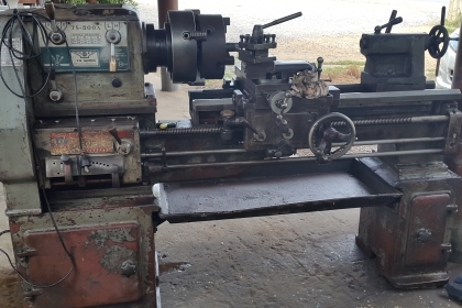 เครื่องกลึง 5 ฟุต 3 เพลา เกียร์บล็อก พร้อมใช้งาน ไฟบ้าน ด่วนๆๆๆ 67,000