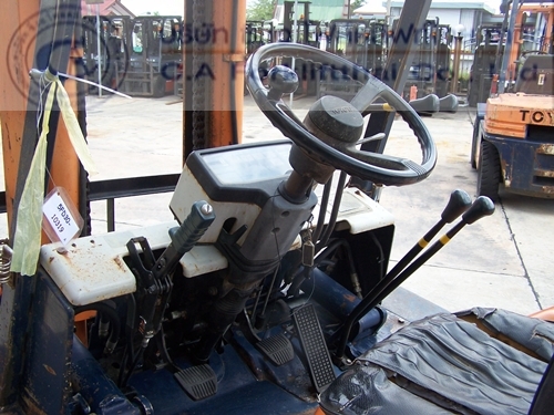 ขาย รถโฟล์คลิฟท์ TOYOTA รุ่น 5FD30