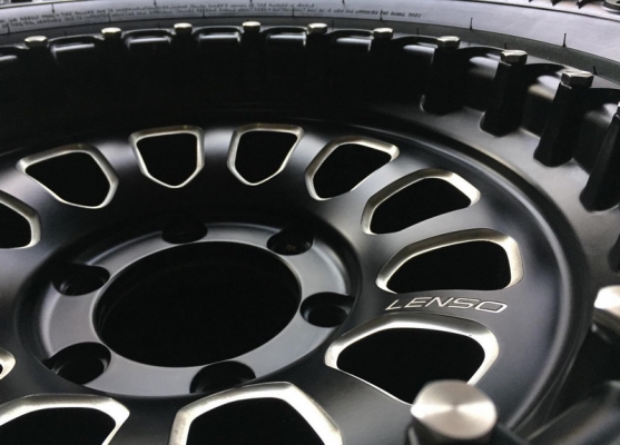 ล้อLensoแท้ Monster ยางMonster Tires AT สภาพใหม่น้องป้ายแดง ทั้งชุด