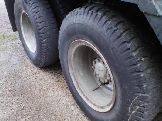 ขาย สิบล้อดั้มฮีโน่ 380 แรง ปี 53 260000กว่าโล