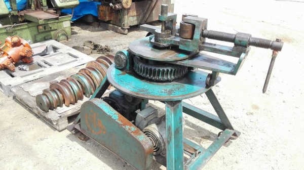 ** SOLD ** ดัดท่อแป้ปไฟฟ้า(ดัดท่อไอเสีย) STM รุ่น STB-3 ขนาด 3/4"- 3" ใช้ไฟบ้าน 220V พร้อมใช้