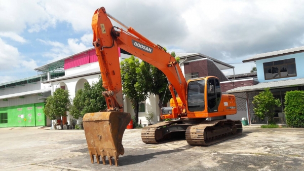 ขายรถแบคโฮ Doosan 225LCA