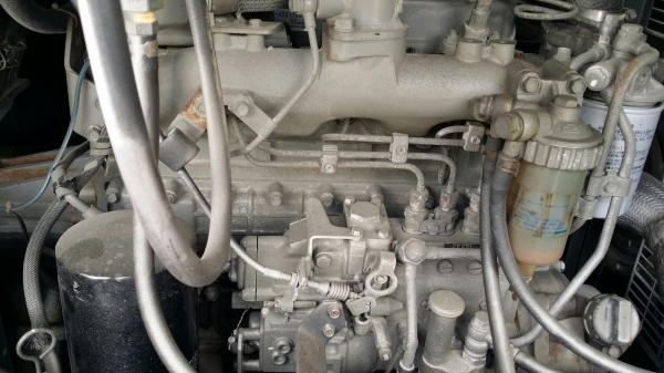 เครื่องปั้มลม Airman PDS390s ปริมาณลม 390cfm แรงลม 7บาร์ สภาพดี ภายนอกสวย เครื่องปั๊มสกูลดี ไม่รั่วซึม เครื่องปีใหม่ 2005 ชั่วโมงทำงาน 5,020 ชม. ปีใหม่ๆราคาสวยๆ โทร 061-4194021 พรภวิษย์