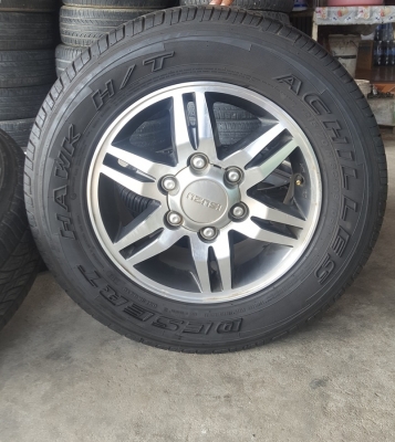 ขายล้อISUZU Hi Lender16 พร้อมยาง215/65/16 4 ล้อ