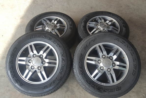 ขายล้อISUZU Hi Lender16 พร้อมยาง215/65/16 4 ล้อ