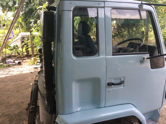 ขาย หัวสิบล้อ อีซูซุ ร็อคกี้ สีใหม่  มีขาดีดหน้า-ขาหลัง ตีนเหยียบทิฟฟี่ พร้อมใช้งาน