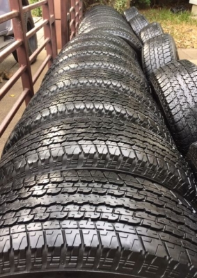 ยาง Bridgestone 245 70 16 ปี17 มี6ชุด ดอกเต็ม ไม่มีปะ เนื้อนิ่มๆ ใช้ยาว ราคาไม่แพง ยาง Bridgestone 245 70 16 ปี17 มี6ชุด ดอกเต็ม ไม่มีปะ เนื้อนิ่มๆ ใช้ยาว ราคาไม่แพง