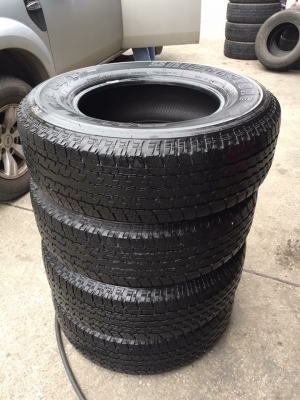 ยาง Bridgestone 245 70 16 ปี17 มี6ชุด ดอกเต็ม ไม่มีปะ เนื้อนิ่มๆ ใช้ยาว ราคาไม่แพง ยาง Bridgestone 245 70 16 ปี17 มี6ชุด ดอกเต็ม ไม่มีปะ เนื้อนิ่มๆ ใช้ยาว ราคาไม่แพง