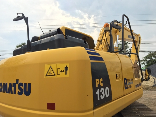 ขายด่วน!! Komatsu PC130-8 ปี 2012 ไมล์ ชม. 10,000 สภาพสวยค่ะ