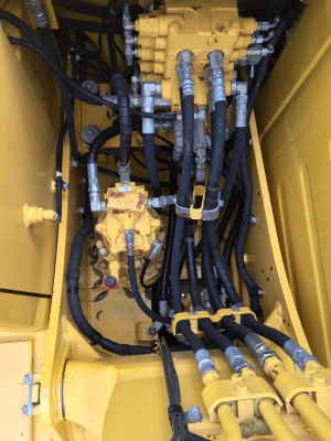 ขายด่วน!! Komatsu PC130-8 ปี 2012 ไมล์ ชม. 10,000 สภาพสวยค่ะ