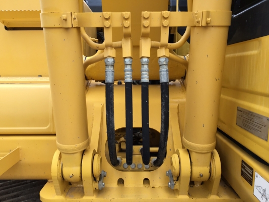 ขายด่วน!! Komatsu PC130-8 ปี 2012 ไมล์ ชม. 10,000 สภาพสวยค่ะ