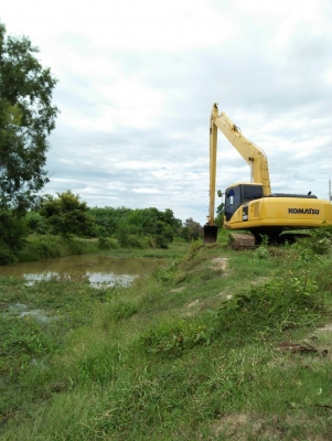 ขายด่วน!! Komatsu PC200-7(บูมยาว) สวยมากค่ะ