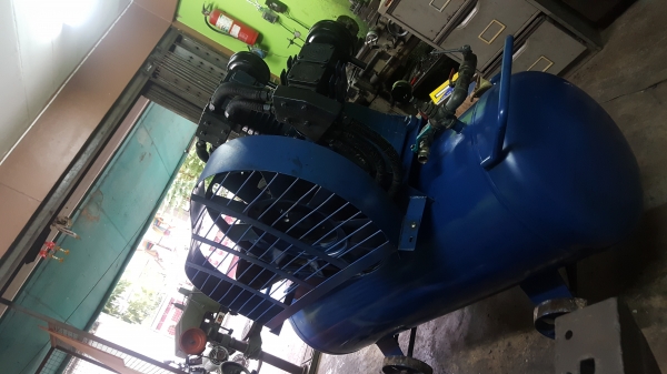 ปั้มลมพูม่า15แรงสภาพสวยๆครับ