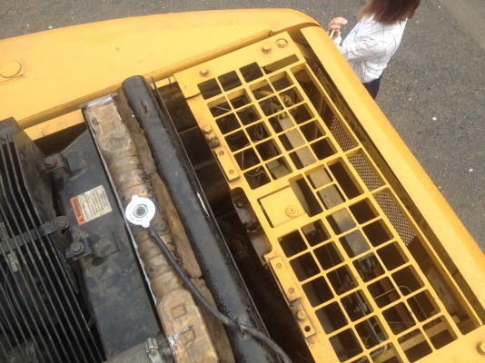 ขาย komutsu pc 200_6 รถผมเอง ไช้งานปกติ แรงๆ ปุงกี้ไหญ่ ได้งานไว