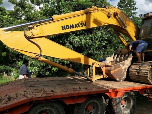 ขาย komutsu pc 200_6 รถผมเอง ไช้งานปกติ แรงๆ ปุงกี้ไหญ่ ได้งานไว