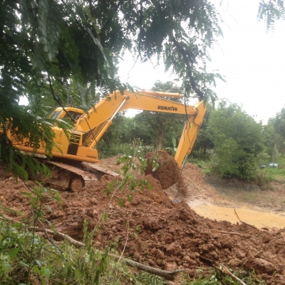 ขาย komutsu pc 200_6 รถผมเอง ไช้งานปกติ แรงๆ ปุงกี้ไหญ่ ได้งานไว