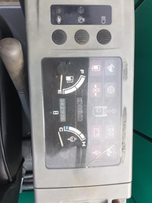 ขายรถขุดแบคโฮ KOBELCO SK030 ขนาดPc30 รถเก่านอกแท้100\% (คอนโทลสั้น ปั๊มนิ้ว แทรคเหล็ก) เครื่องแน่น ระบบไว ช่างล่างสวย รถพร้อมใช้งาน เอกสารใบอินวอยครบ              ????ราคา 395,000 บาท ต่อรองได้???? ☎️สนใจติดต่อ 096-3268553 (สถิตย์พันธ์) ID LINE 0963268553