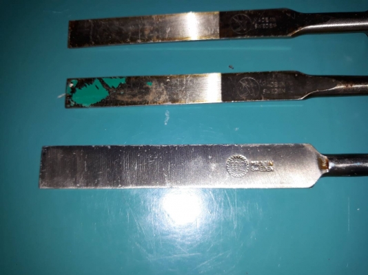 ขายสิ่วเหรียญทอง 5/8" MADE IN SWEDEN.เก่าเก็บมีด้ามเดียว