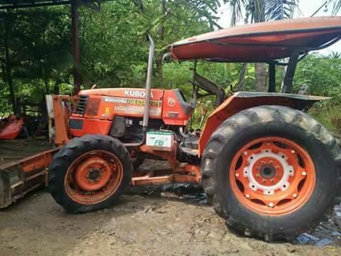 ขายรถไถคูโบต้าM5000 ทำงาน2พัน ชม.อุปกรณ์ใบมีดหน้า ผาน6เอกสารครบ พร้อมทำงาน ขายรถไถคูโบต้าM5000 ทำงาน2พัน ชม.อุปกรณ์ใบมีดหน้า ผาน6เอกสารครบ พร้อมทำงาน