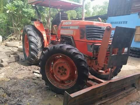 ขายรถไถคูโบต้าM5000 ทำงาน2พัน ชม.อุปกรณ์ใบมีดหน้า ผาน6เอกสารครบ พร้อมทำงาน ขายรถไถคูโบต้าM5000 ทำงาน2พัน ชม.อุปกรณ์ใบมีดหน้า ผาน6เอกสารครบ พร้อมทำงาน