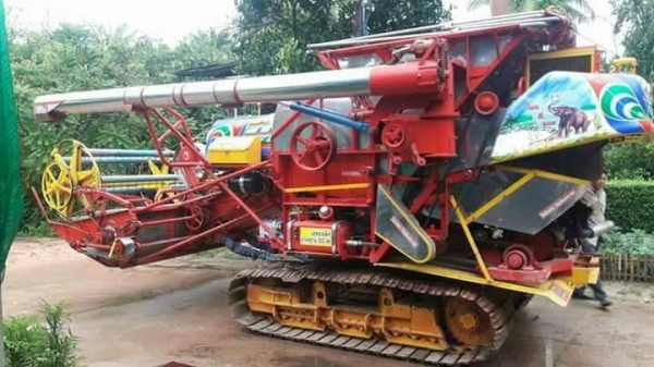 ขายรถเกี่ยวข้าว เกษตรพัฒนา ช้างไวไฟจอมพลังปี59เครื่อง6m61โบว์ ปั๊ม22เอกสารครบ ทำงาน500ไร่ ขายรถเกี่ยวข้าว เกษตรพัฒนา ช้างไวไฟจอมพลังปี59เครื่อง6m61โบว์ ปั๊ม22เอกสารครบ ทำงาน500ไร่