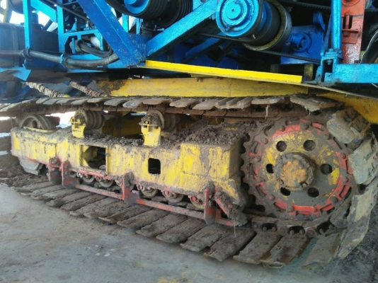 ขายรถเกี่ยวข้าว เกษตรพัฒนาปลดหนี้ เครื่อง210ช่วงล่าง10เพลาใหญ่ อุ้ม2.5ตันพร้อมทำงาน