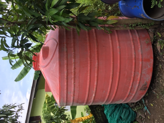 ขายถังนำ้เหมารวม2ใบ