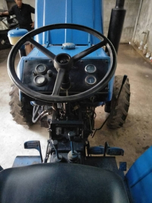 รถไถแชมป์ รถไถแชมป์